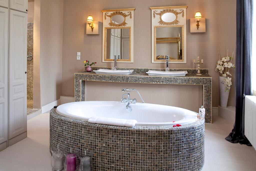 Le Relais Du Silence Chateau Lavail Labastide-dʼAnjou 客房 照片