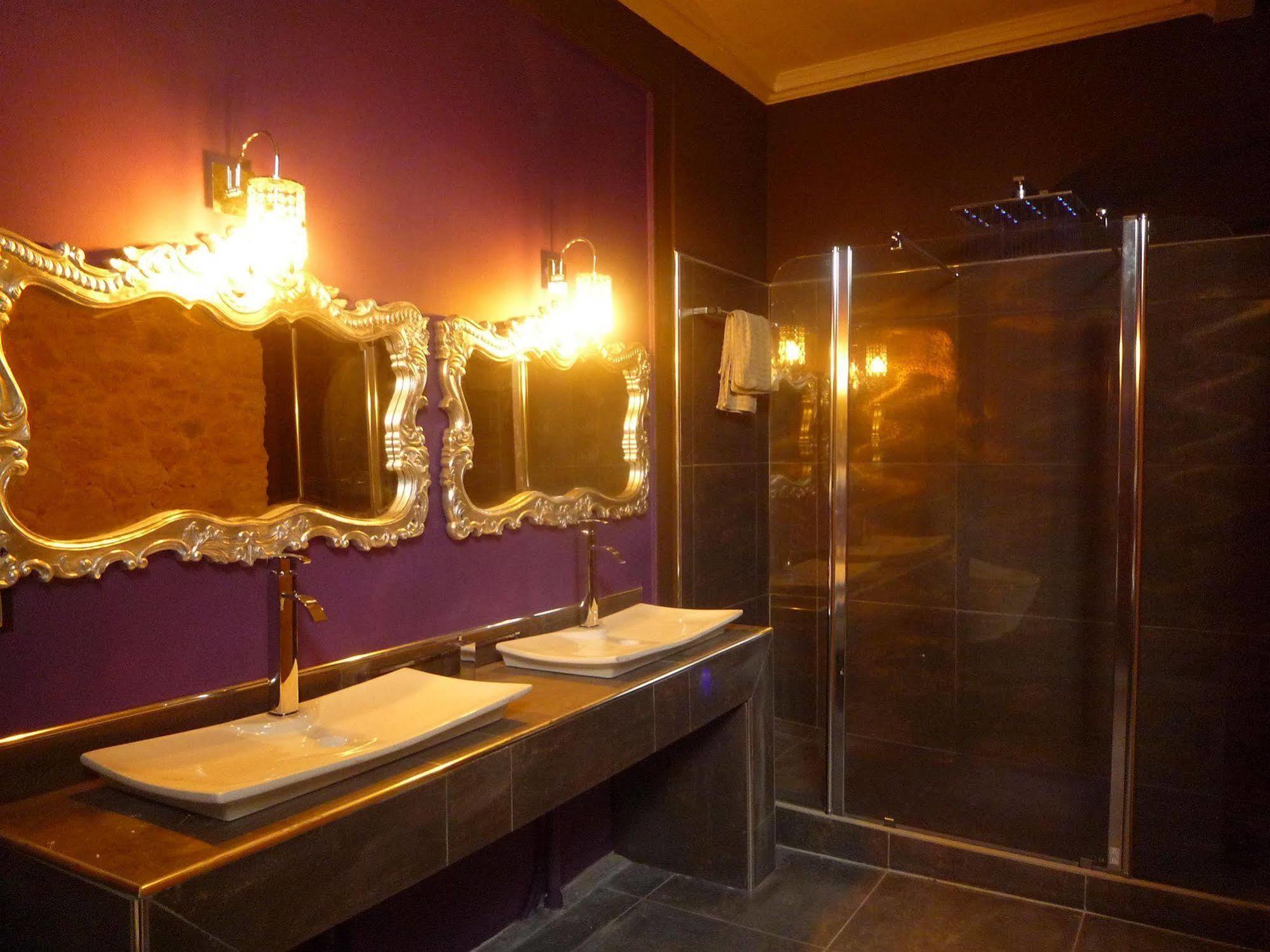 Le Relais Du Silence Chateau Lavail Labastide-dʼAnjou 外观 照片