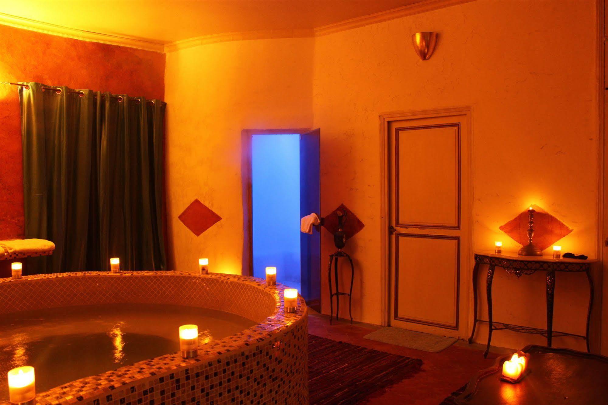Le Relais Du Silence Chateau Lavail Labastide-dʼAnjou 外观 照片